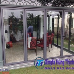 NHÔM XINGFA HỆ 63 MỞ XẾP TRƯỢT MÀU XÁM GHI CAO CẤP