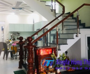 CÁC BƯỚC LẮP ĐẶT CẦU THANG KÍNH