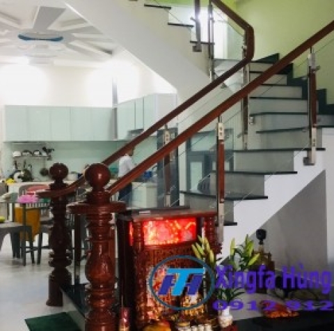 CÁC BƯỚC LẮP ĐẶT CẦU THANG KÍNH