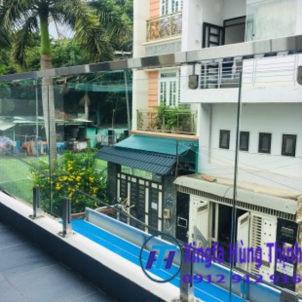 LAN CAN MẶTTIỀN|LAN CAN CẦU THANG